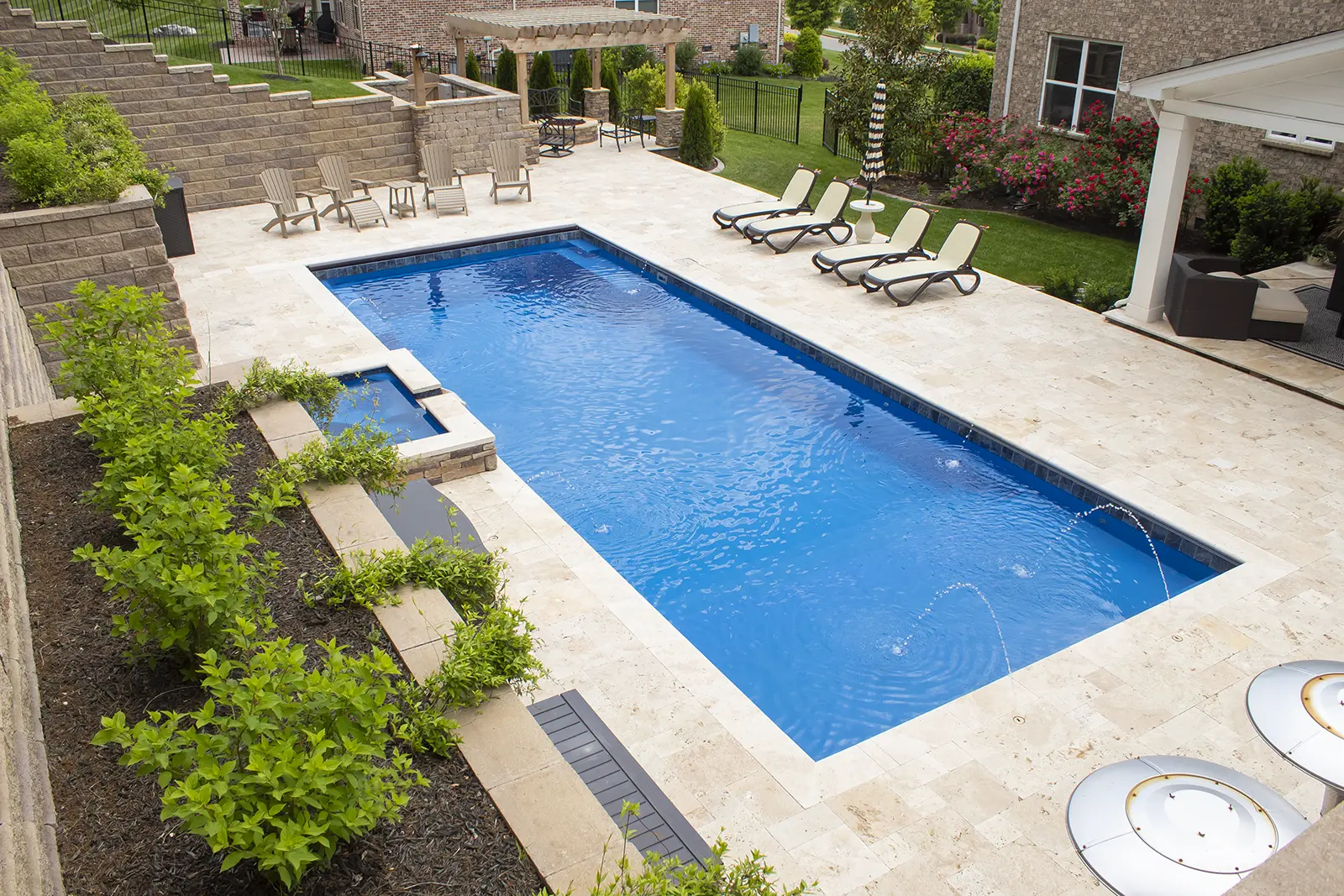 The Leisure Pools Pinnacle™ - let us install your pool in Missouri