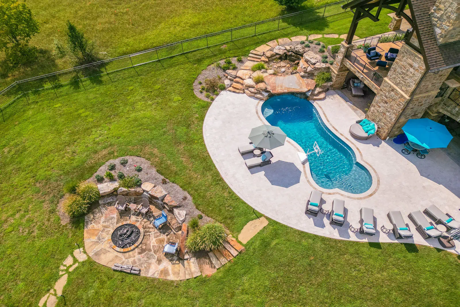 Leisure Pools Eclipse™ - let us install your pool in southwestern MO