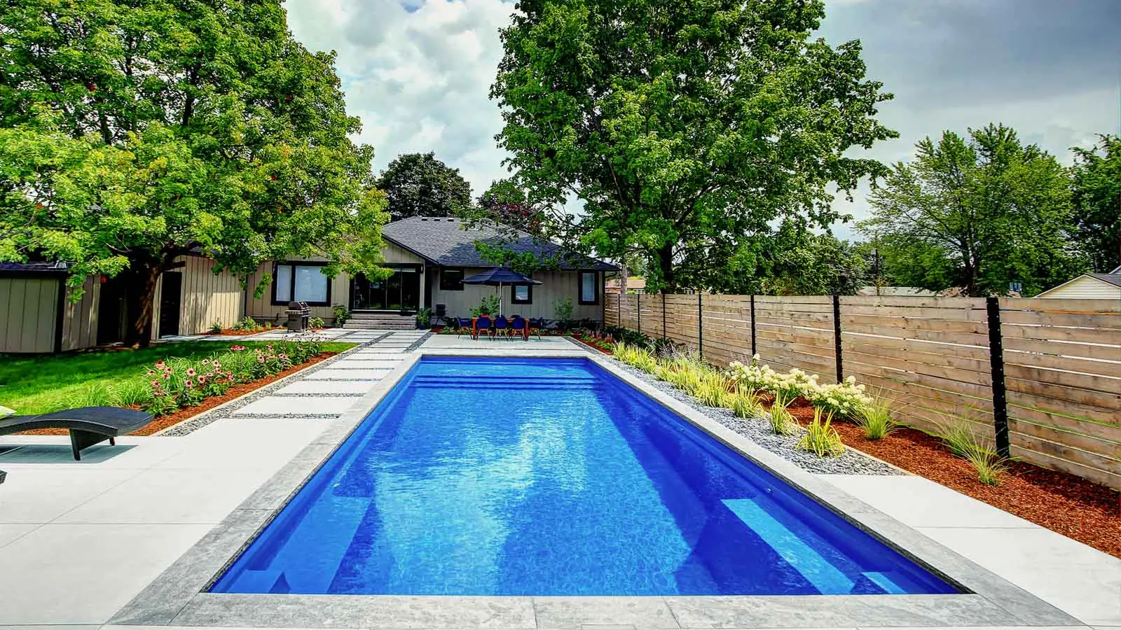 The Pinnacle™, a fiberglass pool design manufactured by Leisure Pools